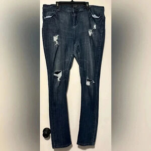 Judy Blue distressed skinny jeans size 2XL